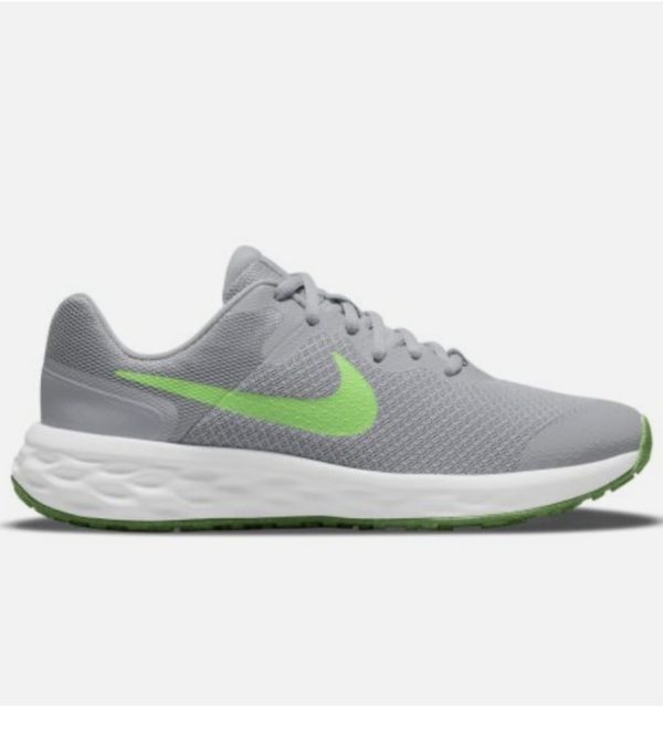 Nike Revolution 6
