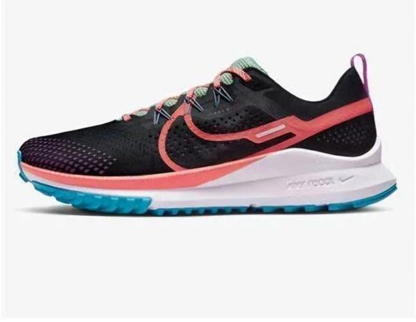 Nike Pegasus Trail 4