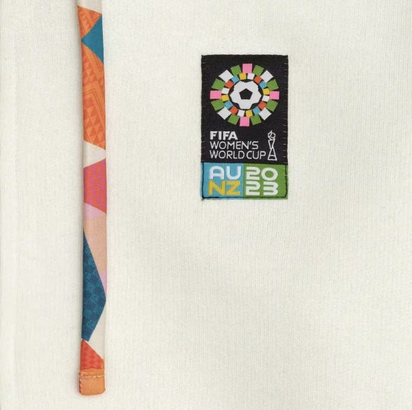 Polerones Fifa Unisex Beige - Imagen 3