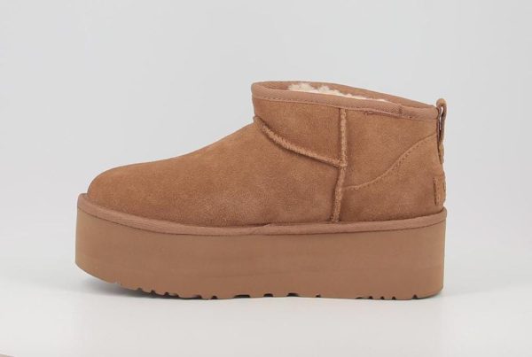 Bota Woman Classic Ultra Mini Plataform Camel - Imagen 2